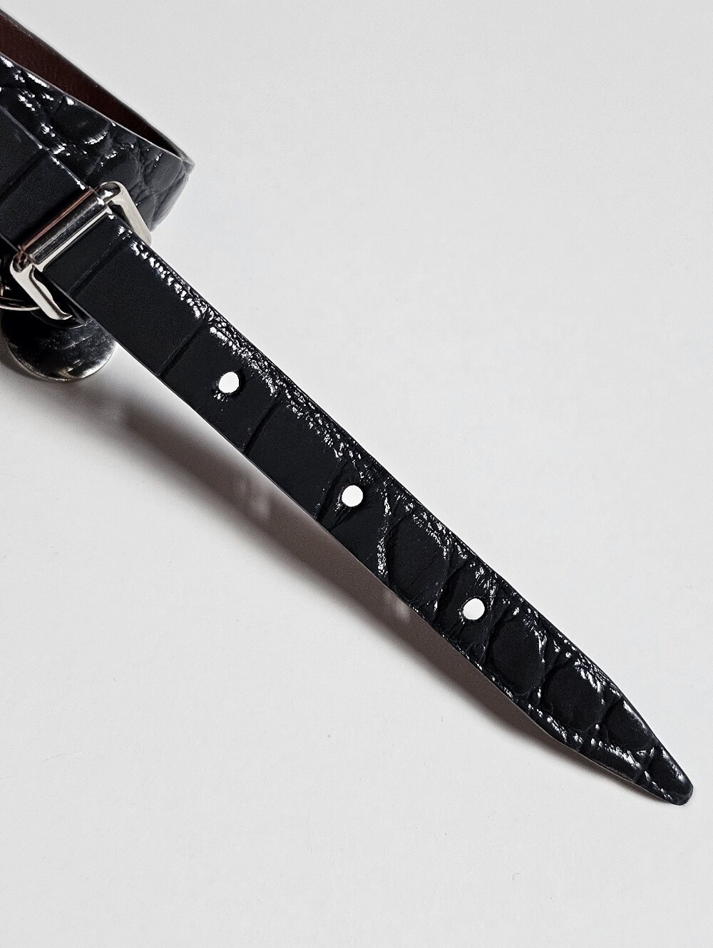 Alexander McQueen Gray Leather Double Wrap Bracelet with Skull Charm - Picture 6 of 7